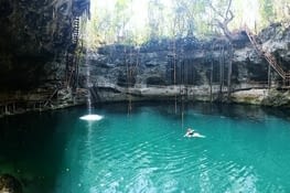 ... et Emilie qui se baigne également