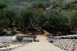 En haut de la grande pyramide