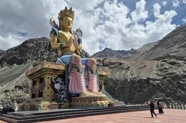 Maiterya Buddha Statue à Diskit