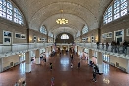 Le grand hall des arrivées
