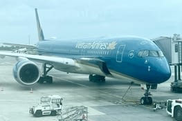 Un avion tout bleu ! Embarquement imminent…