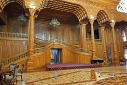 Salle de concerts (tout en bois)