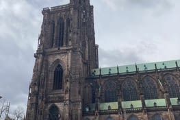 En route pour l'ascension de la cathédrale