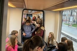 Voyage entre tramway pour rejoindre le Parlement européen