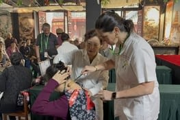 Une collègue en action