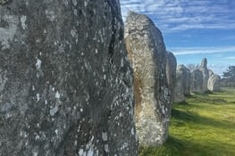 Un petit tour dans les menhirs pour se charger en bonnes énergies.