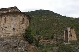 L'église et la torre dels moros