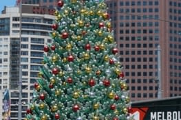 Melbourne se prépare à fêter Noël sous 35°