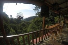 Un dernier café dans ce lieu unique