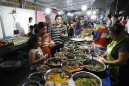 Le Marché de nuit ....où nous reprenons quelques vitamines !!!
