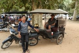 Aidn ...enfin quelque chose comme ça..... notre chauffeur ; adorable  !