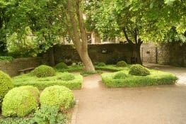Dunbar Close Garden
