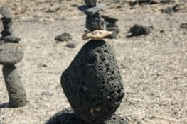 sur la plage du phare