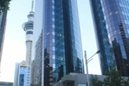 Auckland, the city of blue buildings and green trees