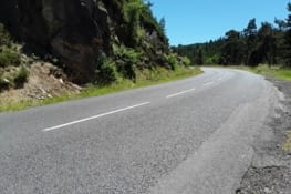Au détour d un virage nous arrivons au lac de naussac
