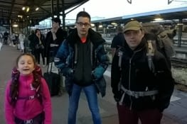 Comme dirait Jean Luc  : "aller hop c'est parti"