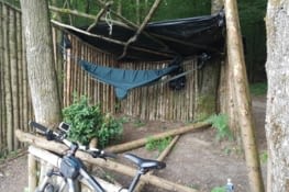 Le lit est fait, l'altitude rendra la nuit fraiche malgré le duvet !