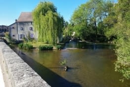 Curiosités de villages locaux
