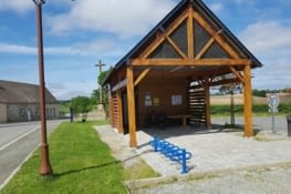 Halte à Saint Patrice du Désert