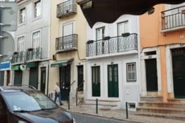 Quartier Alfama . Lisbonne