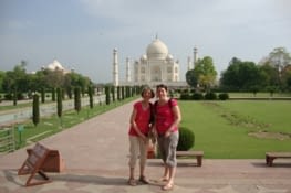 mother & me / Taj Mahal