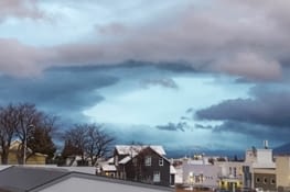 Couleurs du ciel du Nord pendant les quelques heures de jour