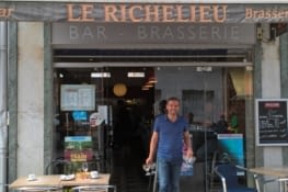 accueilli chaleureusement à Tours, chez Bertrand, nvu copain