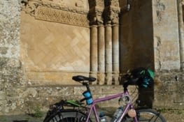 Le portail de l'église d'Aulnay de Saintonge