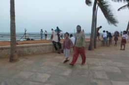 Goubert Avenue, bord de mer de la ville blanche