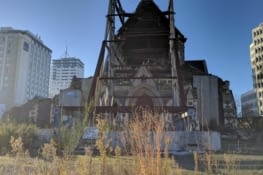 La cathédrale détruire par le dernier tremblement de terre