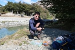 Près du Rio Blanco: bouillie de lentilles pour le déjeuner après l'ascension