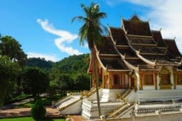 Le temple abritant la statue du Pha Bang / The temple in which there is the Pha Bang statue