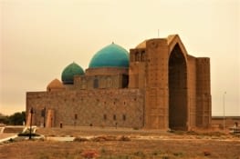 Le mausolée d'Yassaui / Yassaui mausoleum