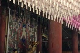 A l'intérieur d'un temple de Hae-in-sa
