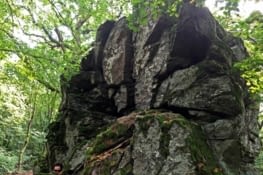 Formations rocheuses le long du chemin