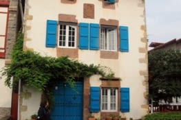 Le temps d'une éclaircie à Ainhoa