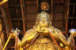 Le grand Bouddha du monastère de Gandan (Oulan Bator - Mongolie)